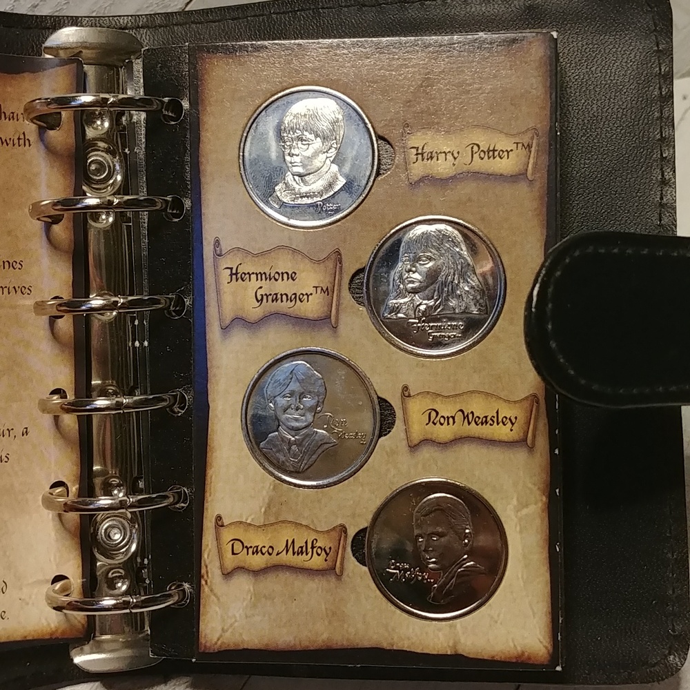 Harry Potter Coin Collection - Picture 3 of 5